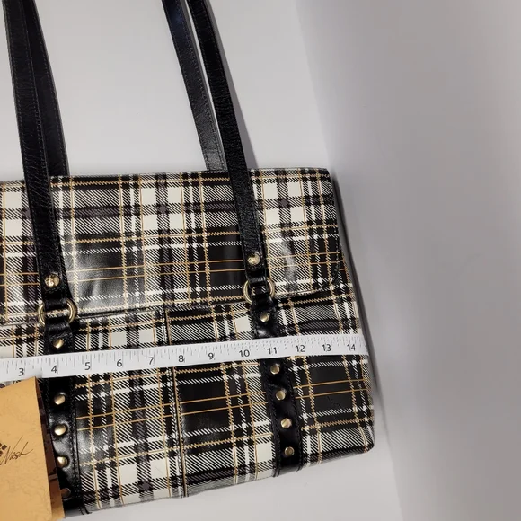 Patricia Nash Leather Shoulder Bag - Picture 13 of 15